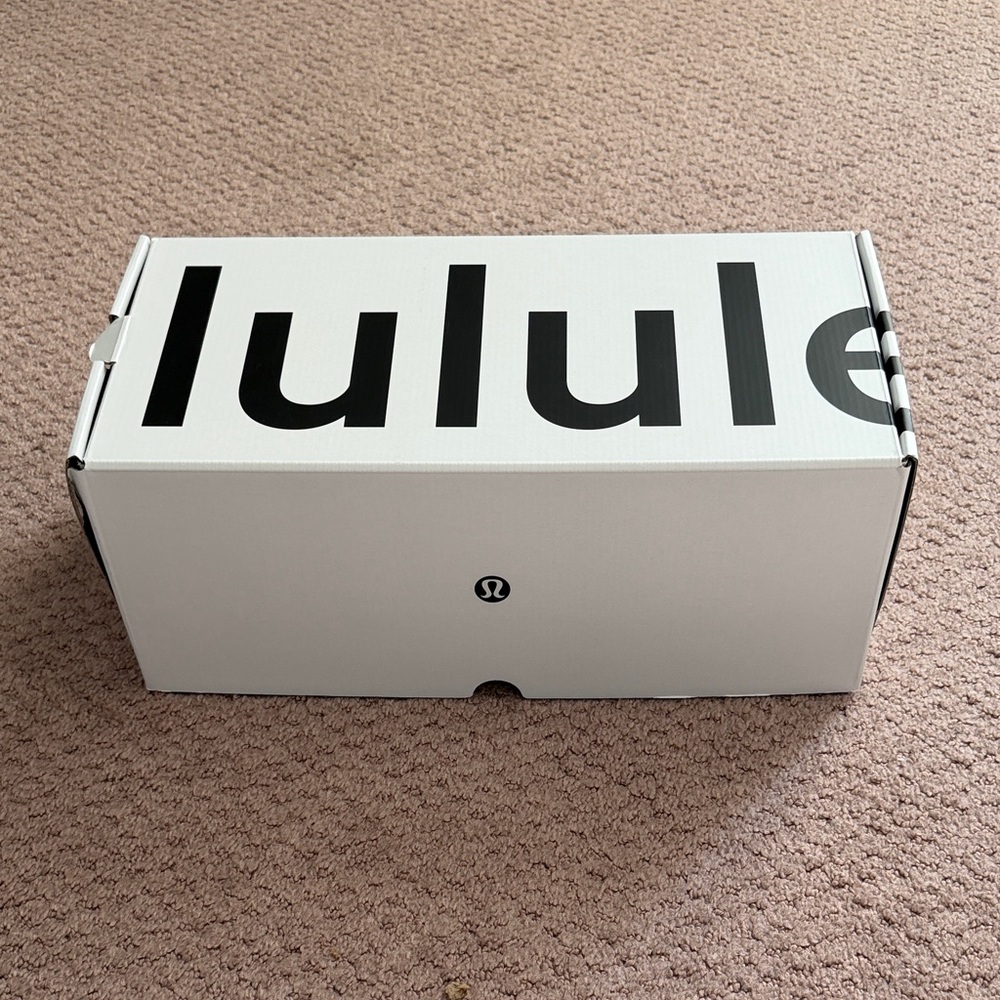 Empty Lululemon Shoe Box
